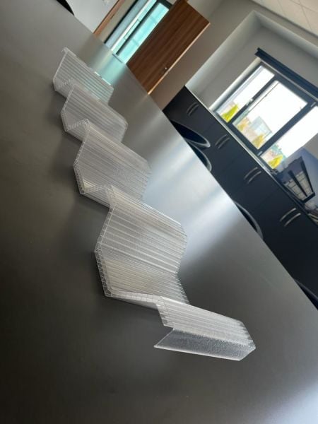 12 MM ŞEFFAF TRAPEZ. 100 CM.